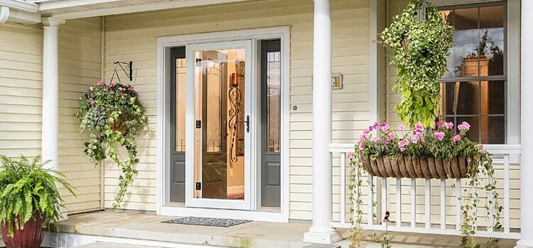 screen door installation in Hawthorn East, VIC